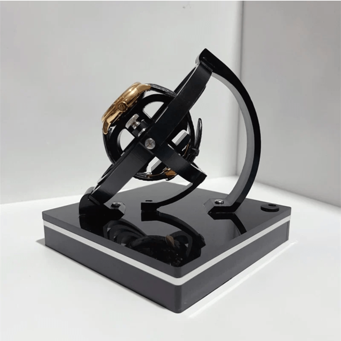 ChronoLux – Automatic Watch Winder with Stylish Design for Luxury Watches