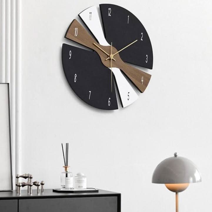 ZAVARA Fragmented Timepieces Wall Clock Modern Wood Design Precise Timekeeping