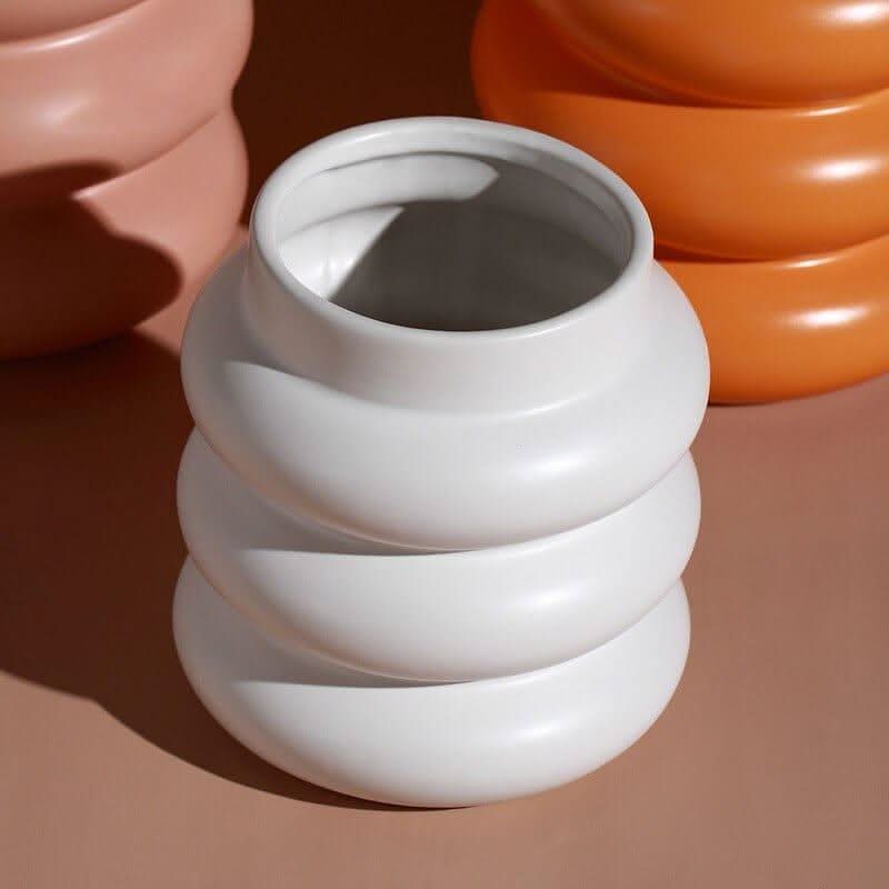 AREVA – Elegant Ceramic Vase for Stylish Accents