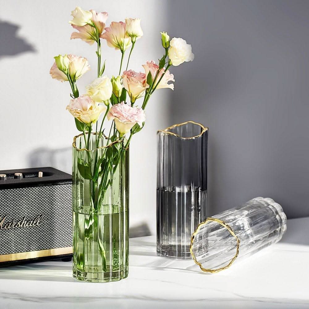 CASSINA – Elegant Ceramic Vase For Stylish Living Spaces