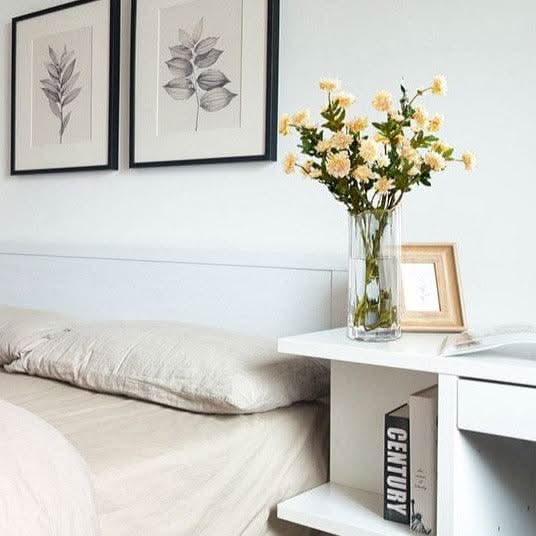CASSINA – Elegant Ceramic Vase For Stylish Living Spaces