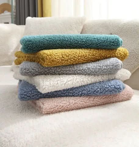 Telly - Luxurious Protection and Stylish Comfort
