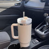 Isolierter Edelstahl Reisebecher – 40oz Großer Becher Mit Griff, Auslaufsicherem Deckel & Strohhalm