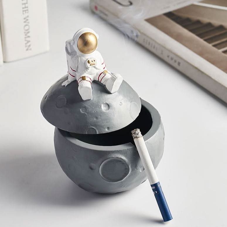 ZYNORA – Elegant Smokeless Ashtray