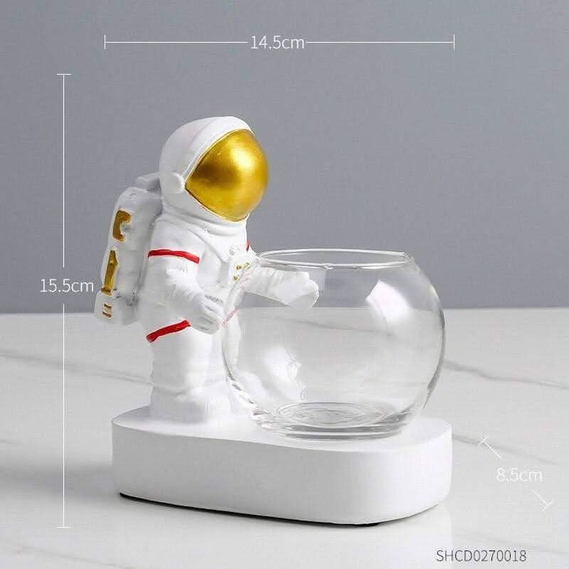 ASTROVA – Creative Astronaut Planters for Modern Living