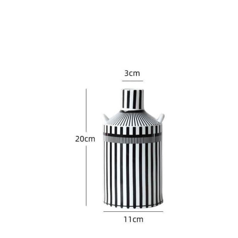 KAZURI – Elegant Ceramic Vase for a Modern Ambiance