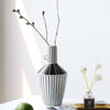 KAZURI – Elegant Ceramic Vase for a Modern Ambiance