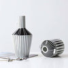 KAZURI – Elegant Ceramic Vase for a Modern Ambiance