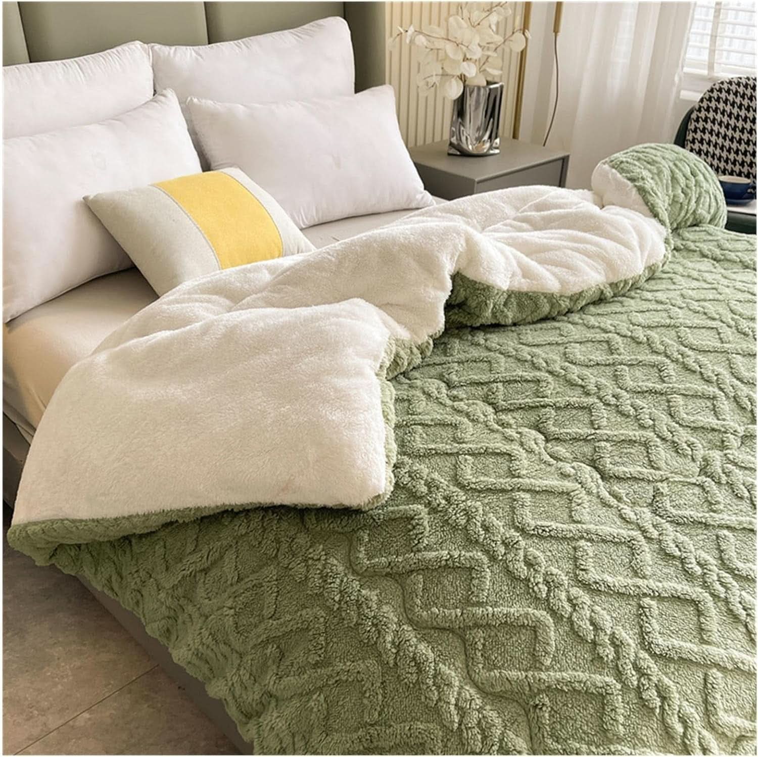 Cole - Plush Sherpa Blanket