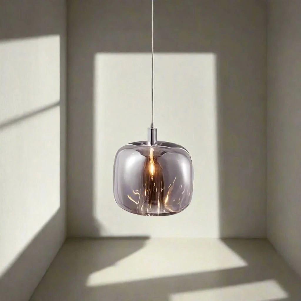 Luciana Crystal Lamp with Precisely Cut Crystal Elements Luxurious Ambiance