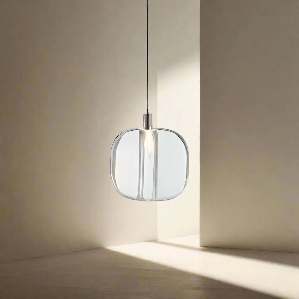 Luciana Crystal Lamp with Precisely Cut Crystal Elements Luxurious Ambiance