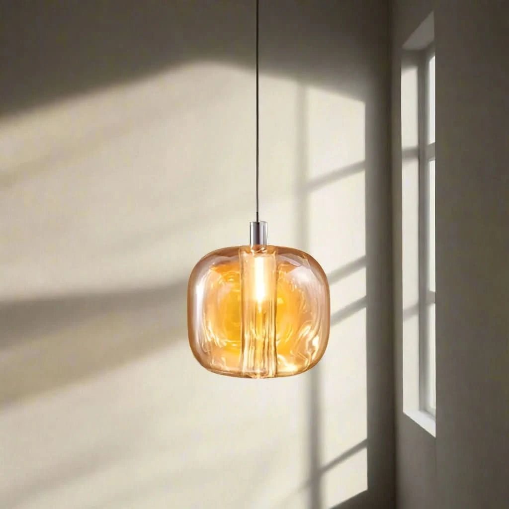 Luciana Crystal Lamp with Precisely Cut Crystal Elements Luxurious Ambiance