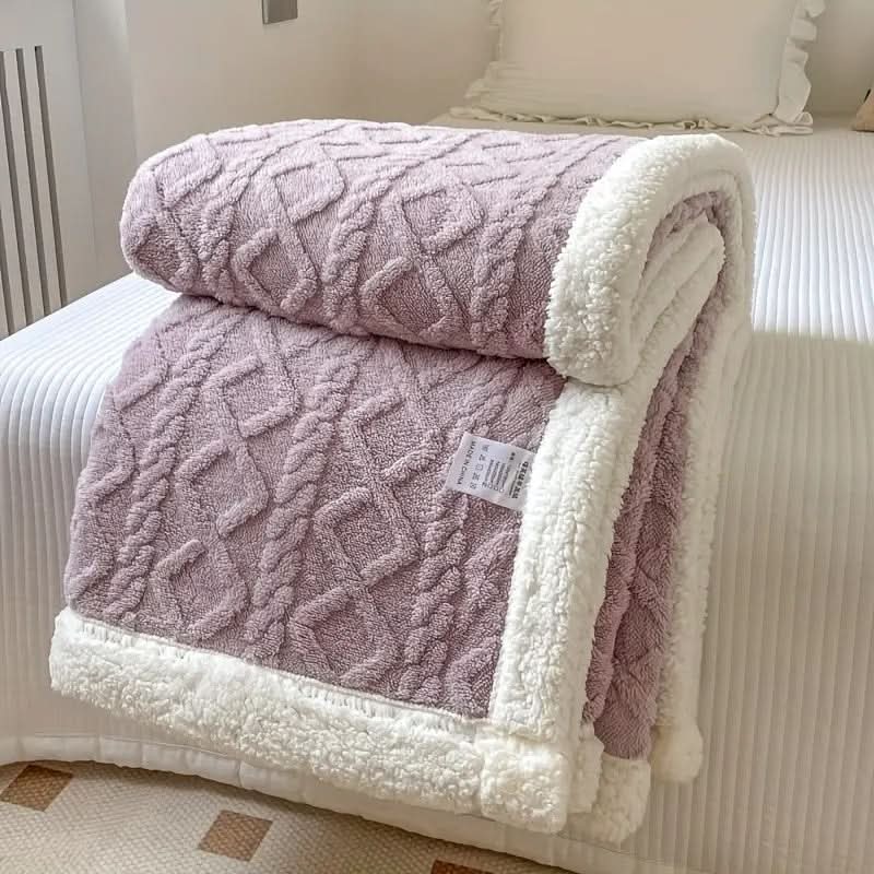 ERSANA - Ultra-cozy, fluffy blanket