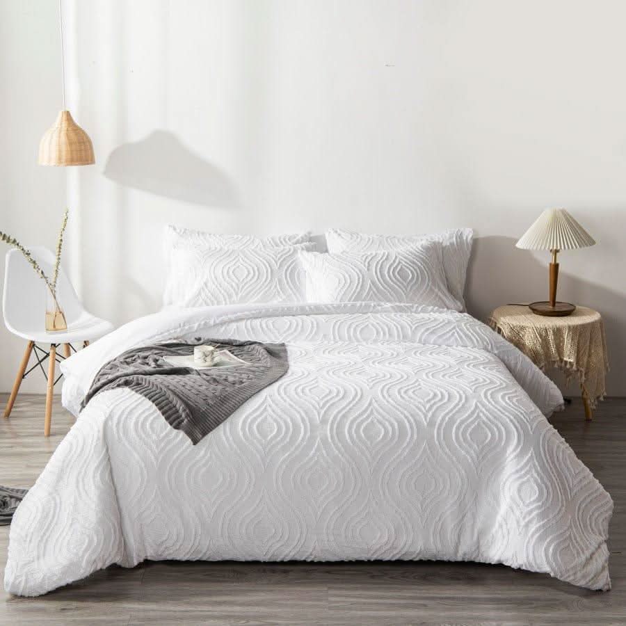 LUNELIA White Embossed Wave Pattern Duvet Modern Design Comfort