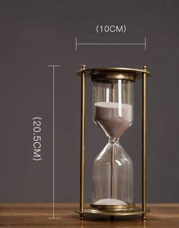 CHRONUS – Elegant Hourglass for Timeless Beauty