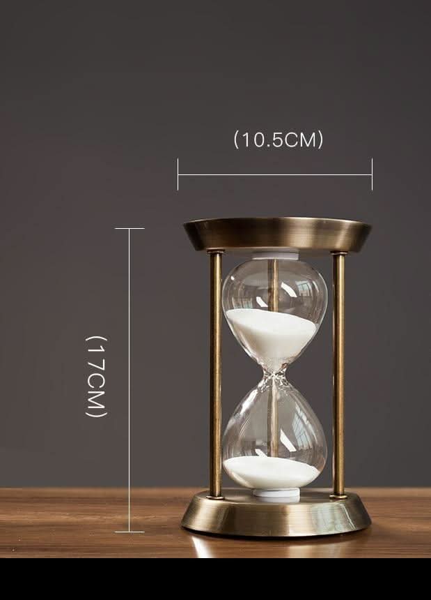CHRONUS – Elegant Hourglass for Timeless Beauty
