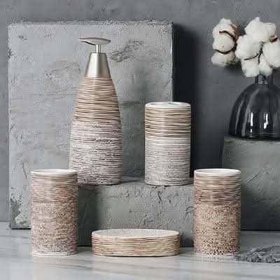 Hora - Elegant Bathroom Accessories Set