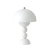 Moderne Tischlampe im Skandinavischen Design mit Goldakzenten
