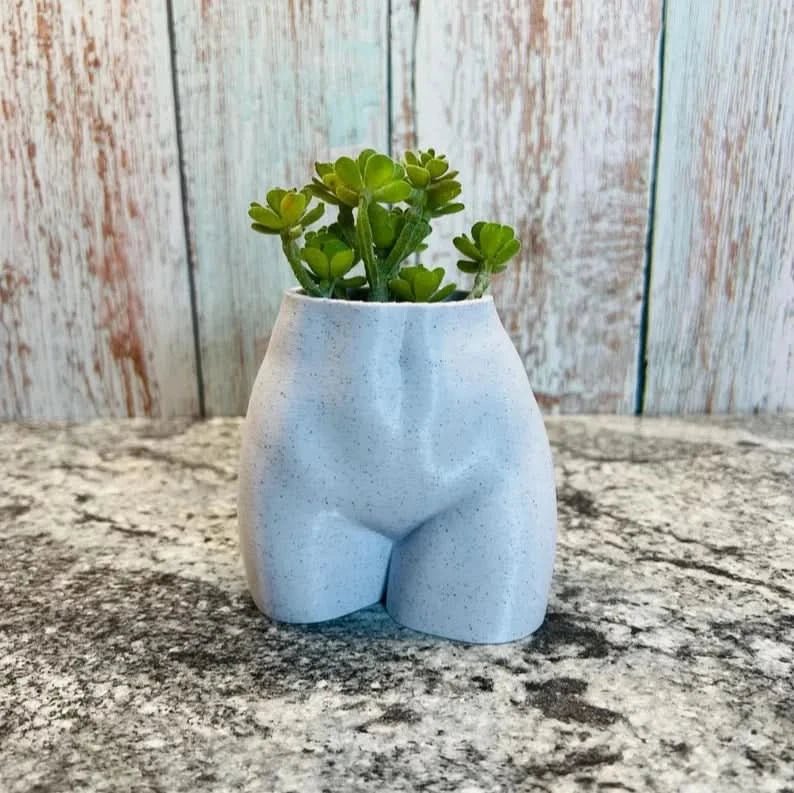 Mazi - Elegant Minimalist Vase