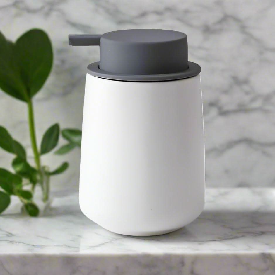 Rova - Chic Dispenser