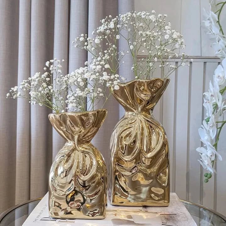 Naya - Beautiful Golden Vase