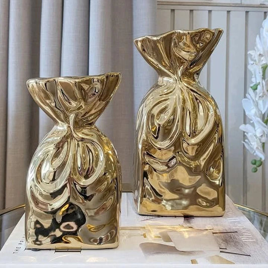 Naya - Beautiful Golden Vase