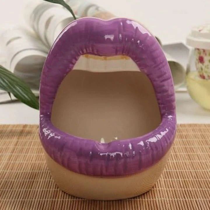 Patty - Unique Lip-Shaped Planter